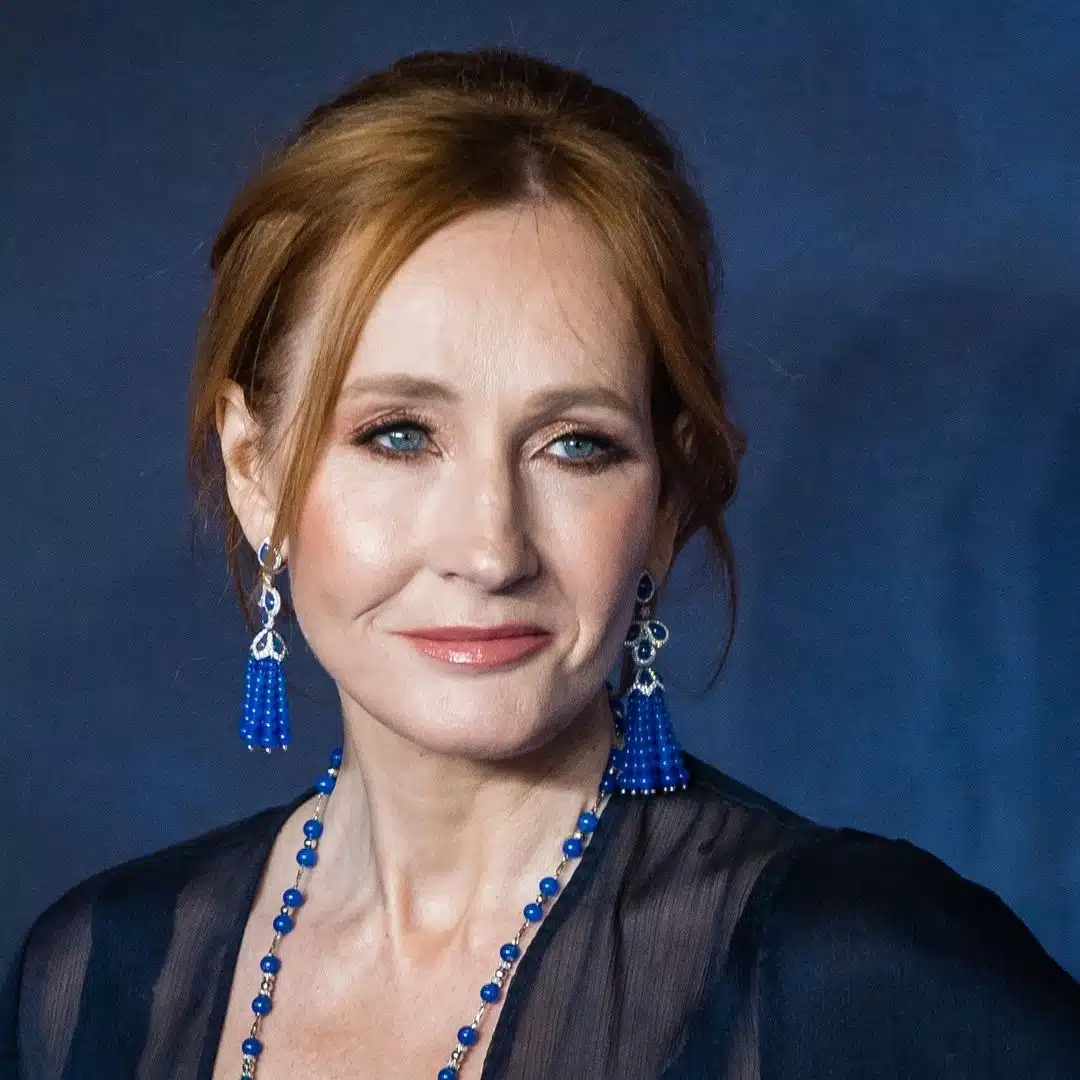 Famous Authors Who Didn't Have Degree in Literature (JK Rowling)
