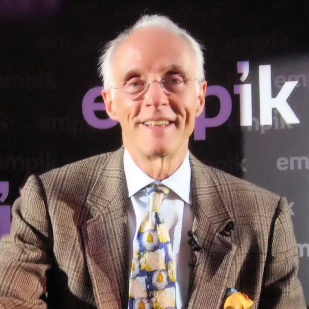 Famous Authors Who Didn't Have Degree in Literature (Robin Cook)