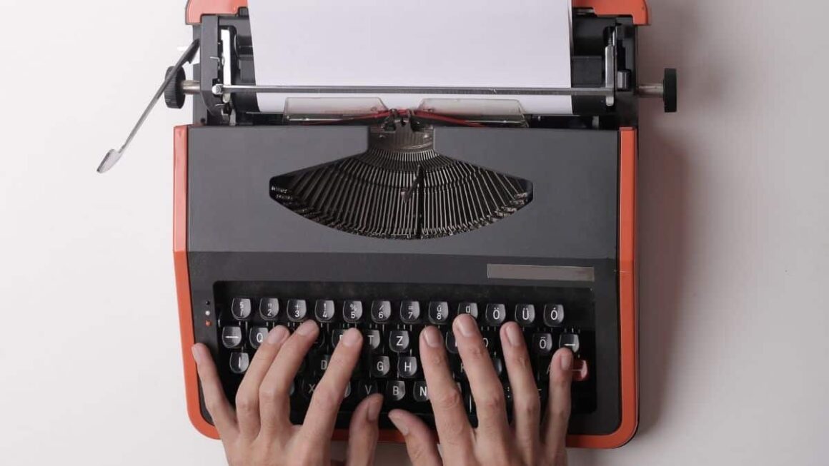 How To Get Ideas To Write A Novel?