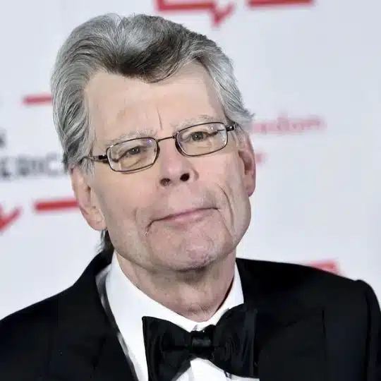 Top 10 Authors Who Write Horror Books