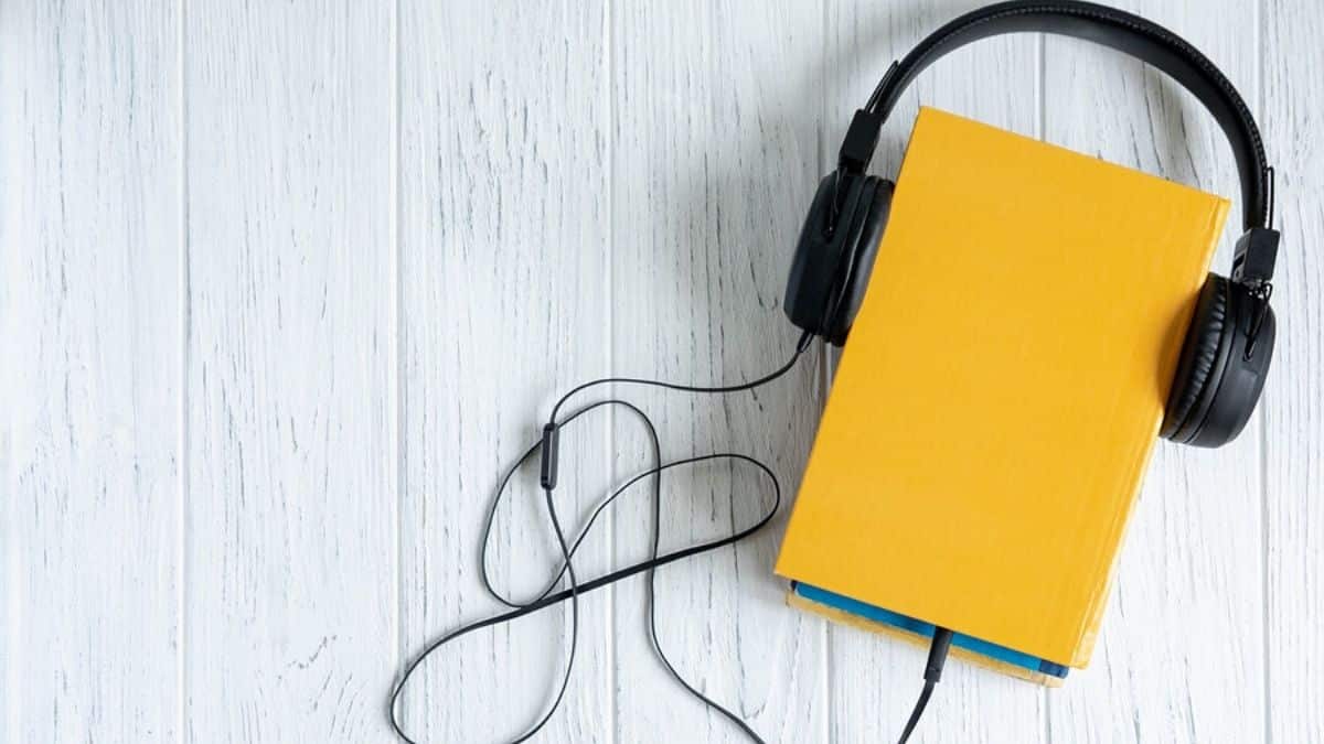 Why Audiobooks Are Way Better Than Reading On Mobile?