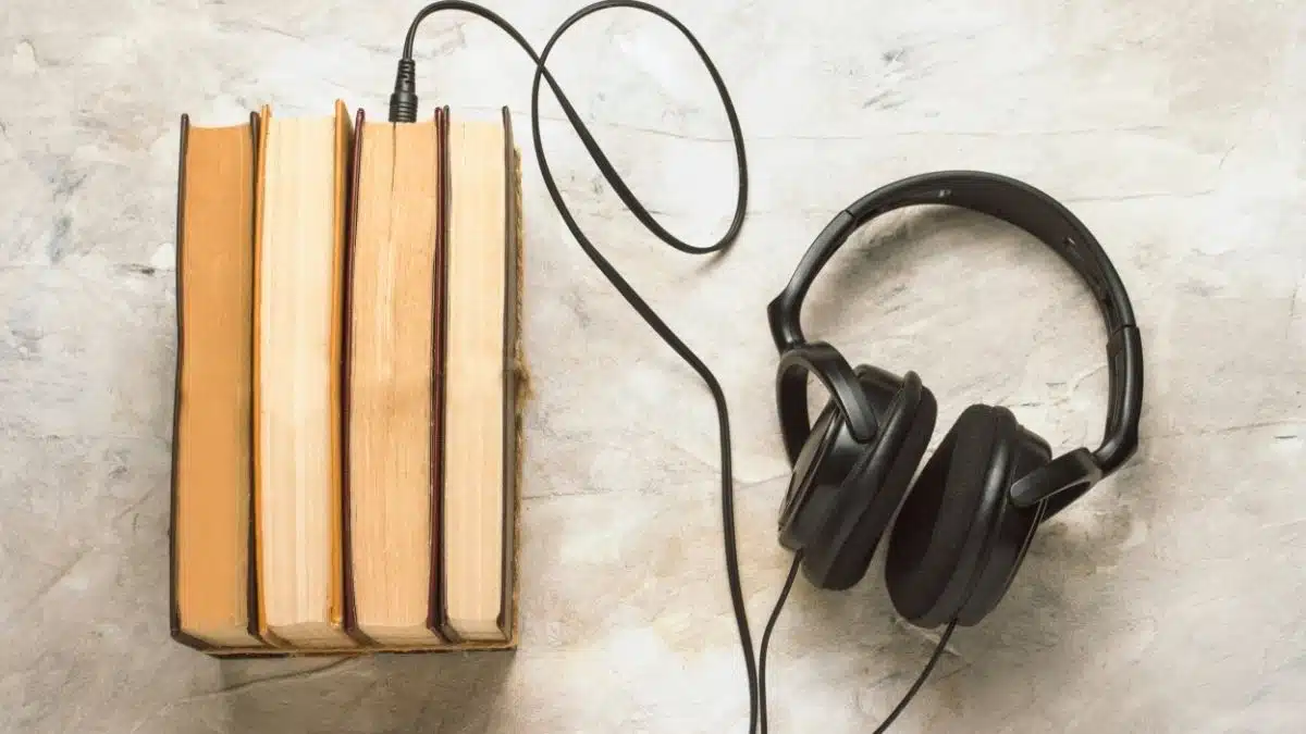 Why Audiobooks Are Way Better Than Reading On Mobile?
