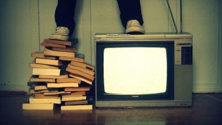 pourquoi les livres sont meilleurs que la télévision