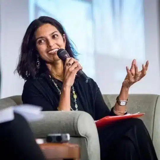 10 Best Indian Authors Who Got Worldwide Success (Jhumpa Lahiri)