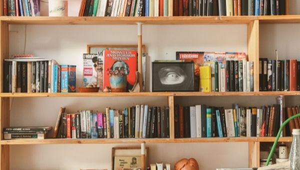 10 Creative Ways to Keep Your Books Organized