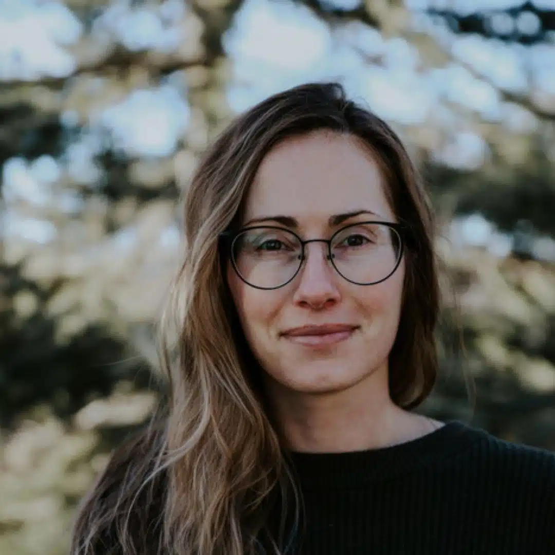 10 best debut authors of December 2021 - Shea Ernshaw