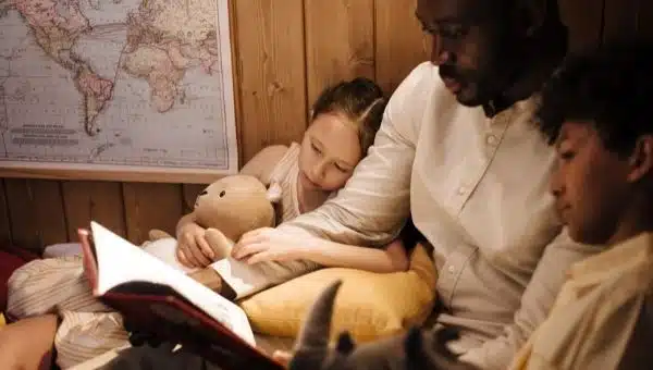 Reading Habit In Children: Ways to Give Your Child a Book Reading Habit