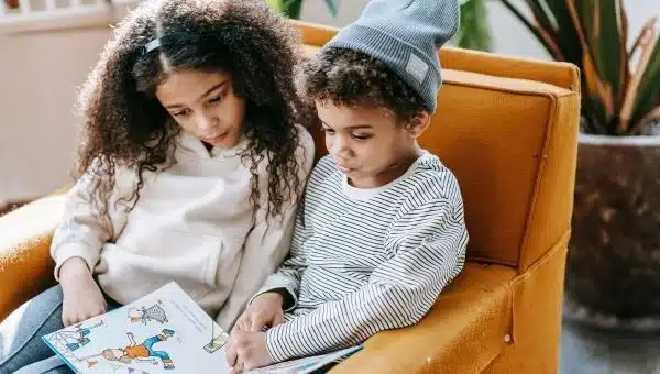 Reading Habit In Children: Ways to Give Your Child a Book Reading Habit