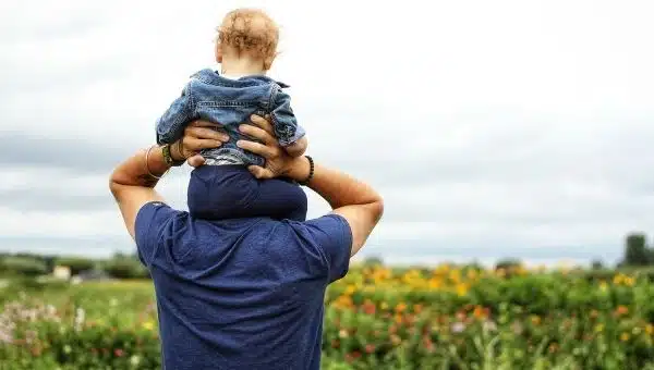10 Best Parenting Books for Dads | Books on Parenting for Fathers