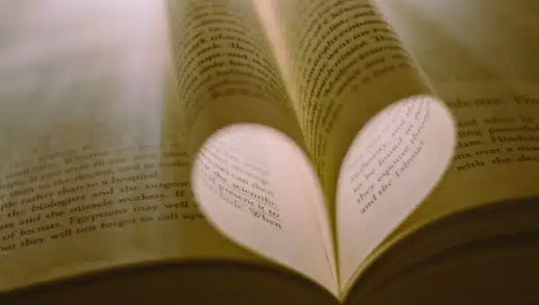 10 Poetry Prompts to Get Out of Writing Slump and Show Creative Writing