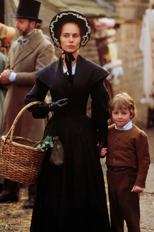 7 Mothers from Literary World Who Were Most Liked by Readers - Helen Graham from The Tenant of Wildfell Hall
