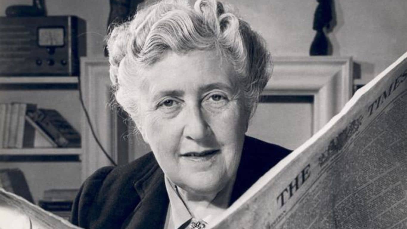 biographies of agatha christie