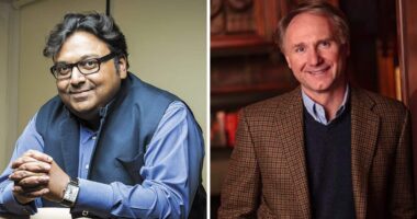 Why Ashwin Sanghi is Referred as Dan Brown of India