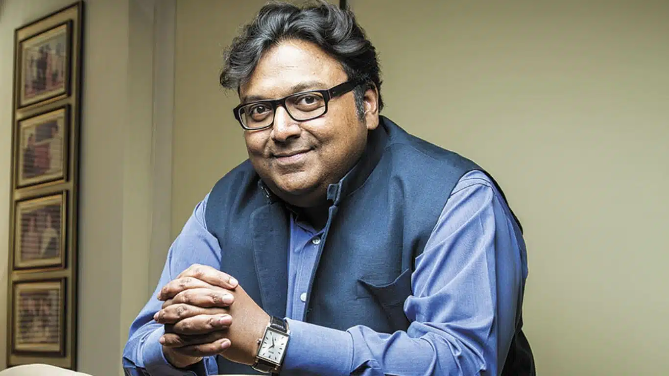 Why Ashwin Sanghi is Referred as Dan Brown of India