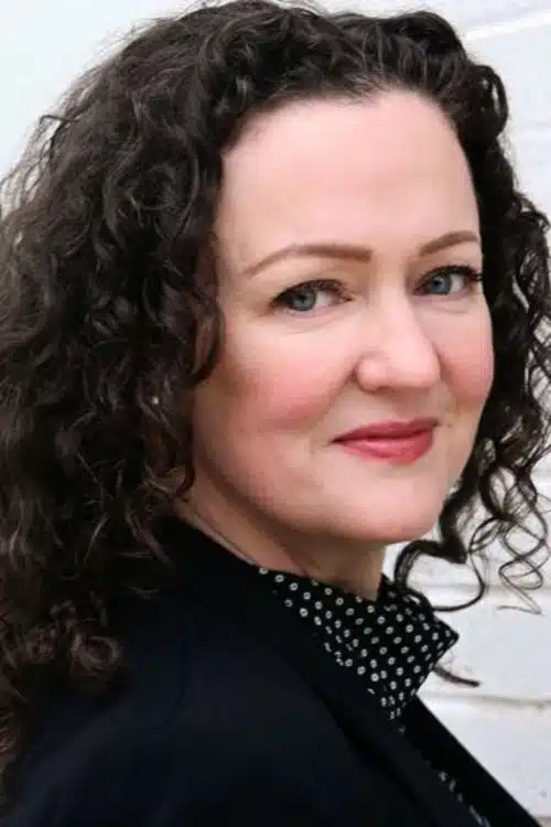Best Debut Authors of 2022 - Adele Myers