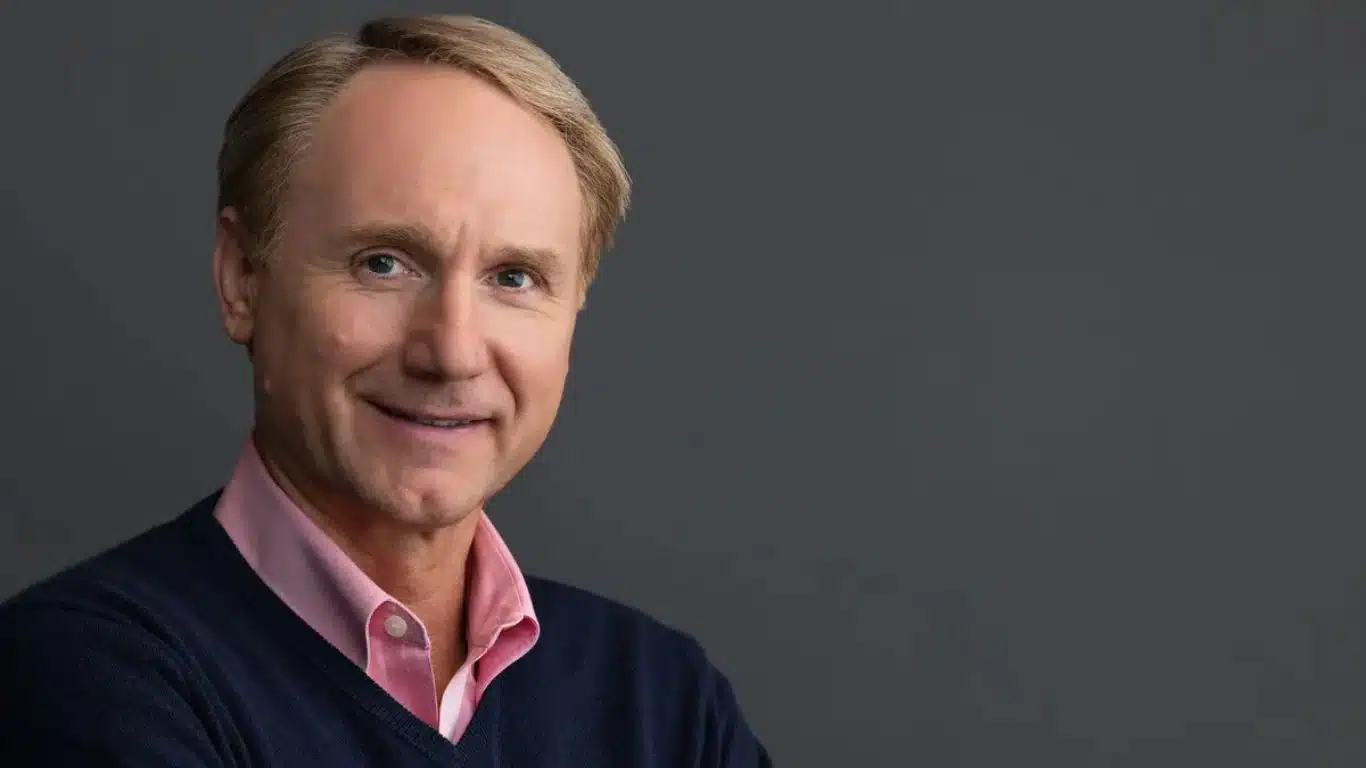 Biography of Dan Brown | Life and Career