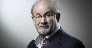 Biography of Salman Rushdie