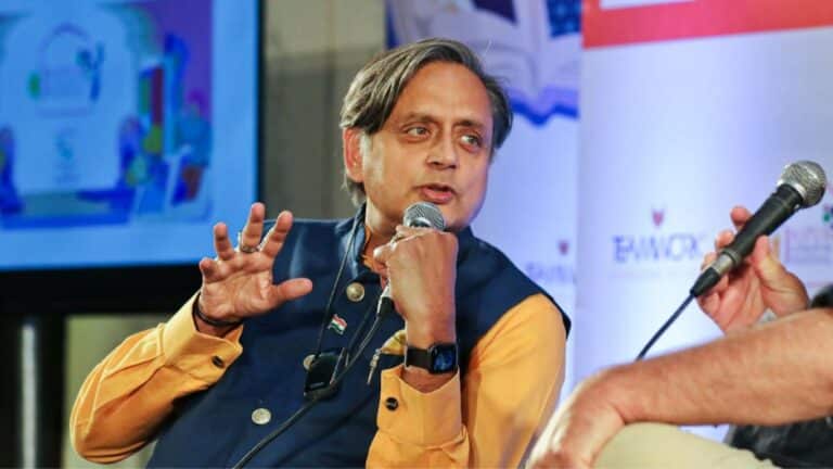 Shashi Tharoor | Life | Literary and Political Career