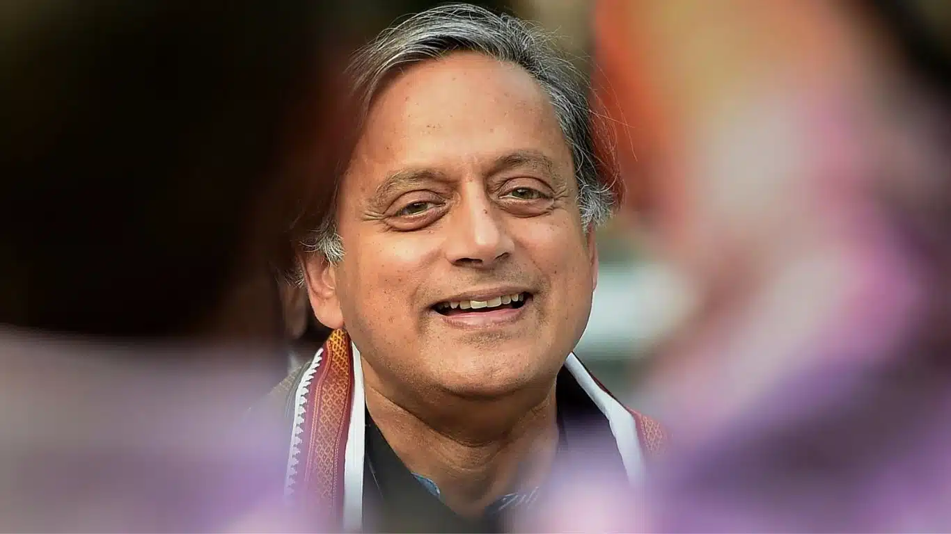 Shashi Tharoor | Life | Literary and Political Career