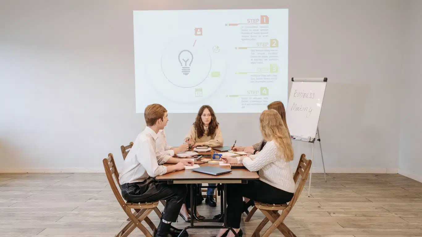 10 Tips to Improve Body Language