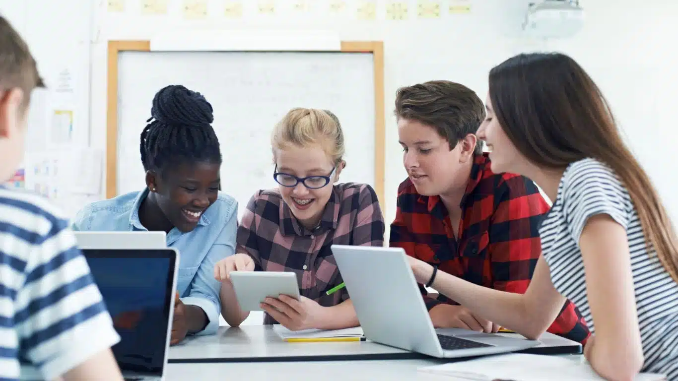 10 Benefits of Experiential Learning