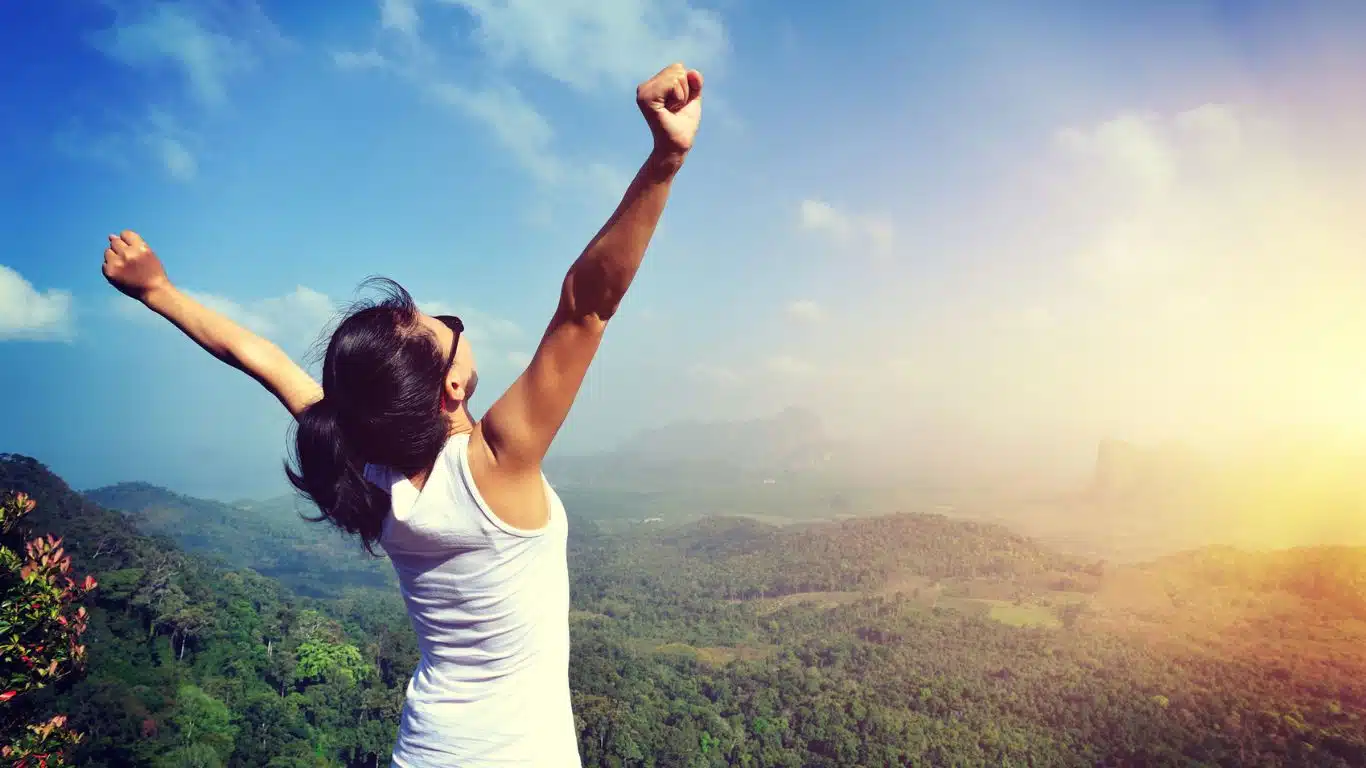 Benefits of Living in the Present Moments and Enjoying Life