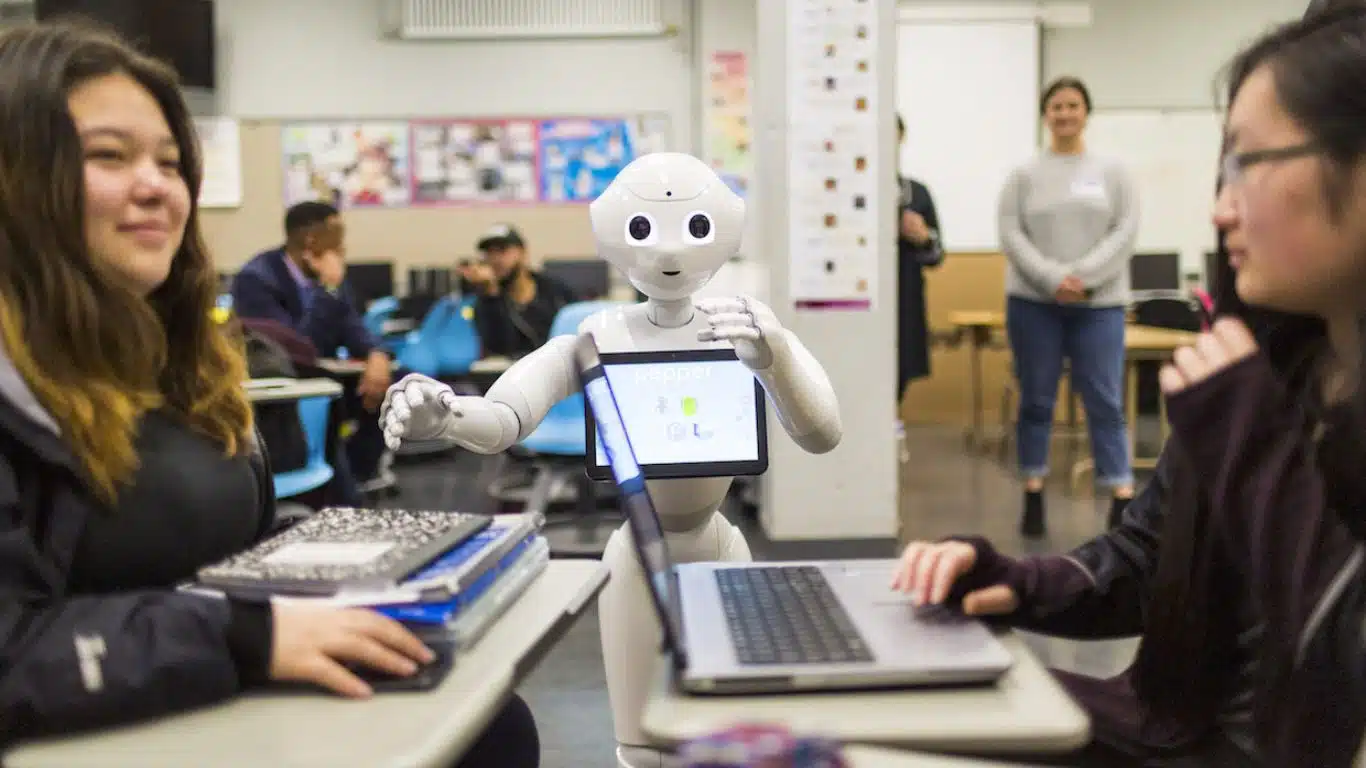 The Future of Education: Virtual Reality and Artificial Intelligence - Advantages of AI