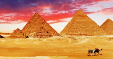 The History of Pyramids | Great Pyramids of Giza