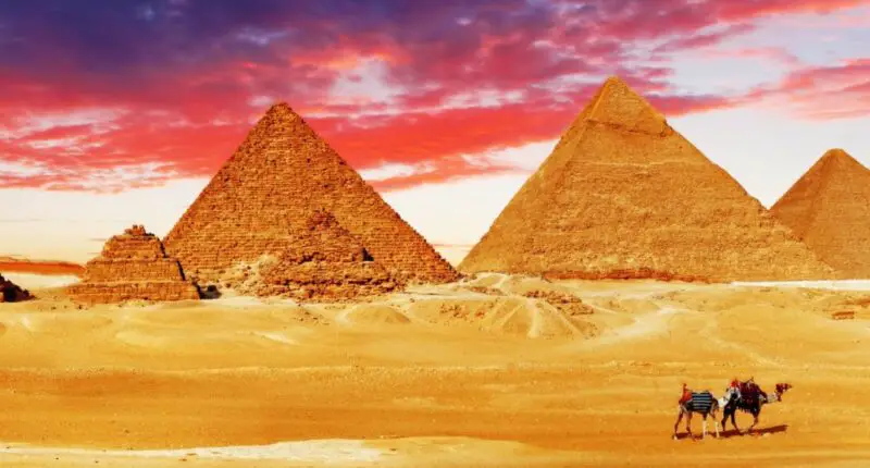 The History of Pyramids | Great Pyramids of Giza