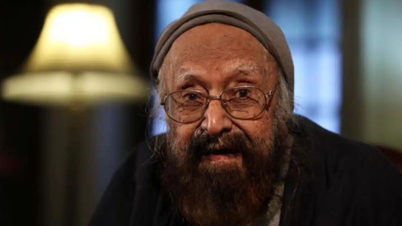 Top 10 Indian Authors you should Read - Khushwant Singh