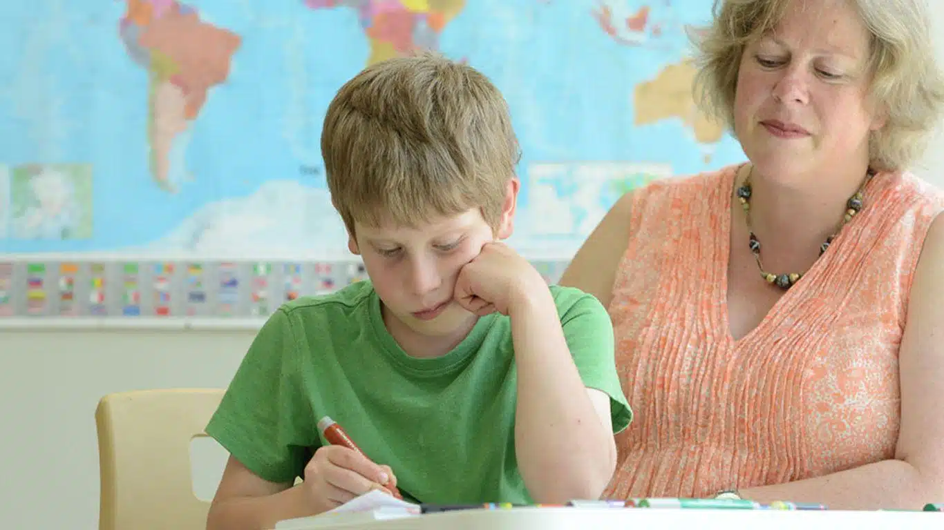 Assist Students with Physical Incapacity