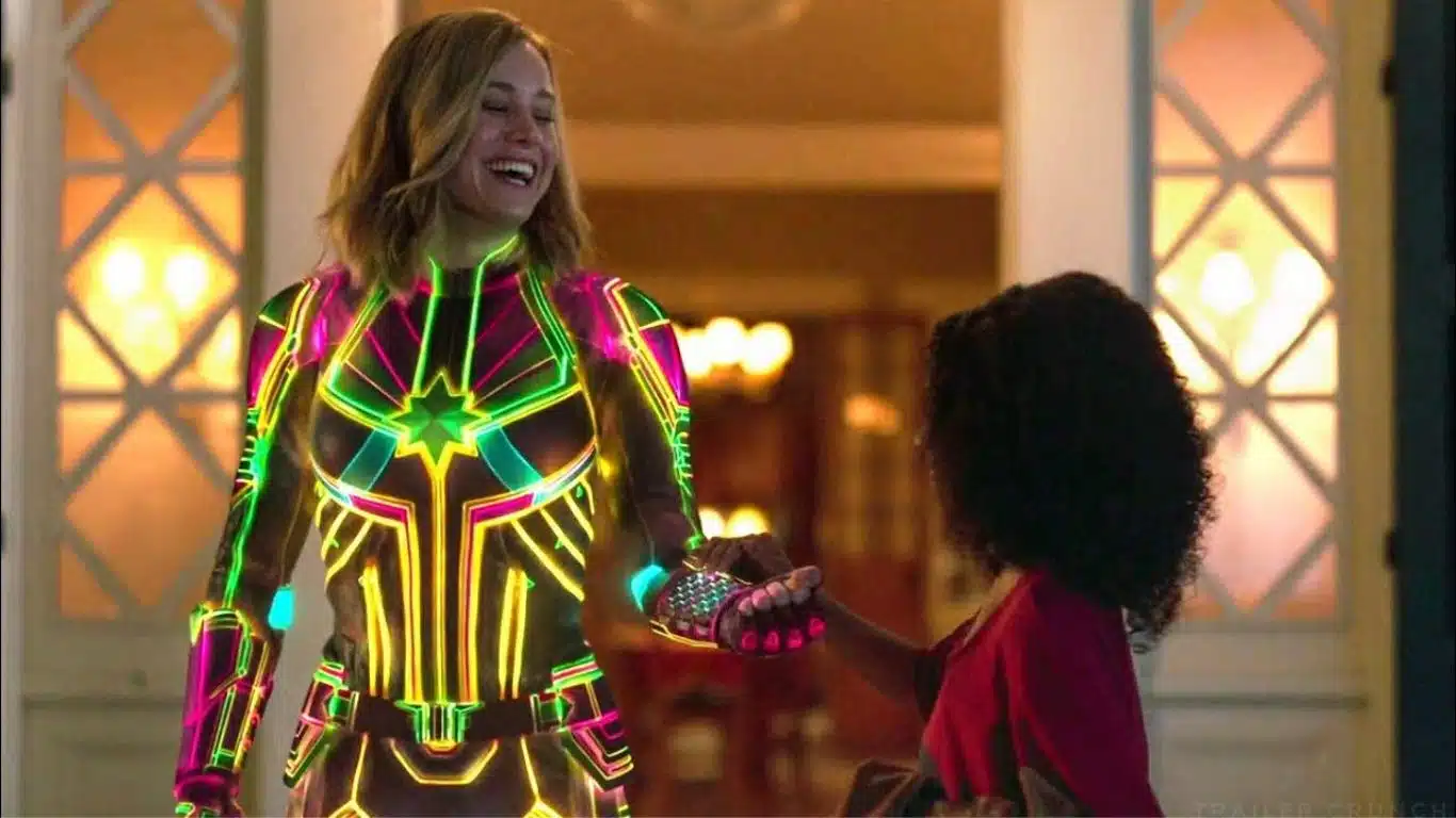 10 Best Suit-Ups in Marvel Movies - The luminous attire of Captain Marvel