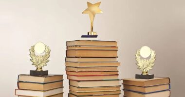 10 Most Prestigious Award For Authors and Writers In The World