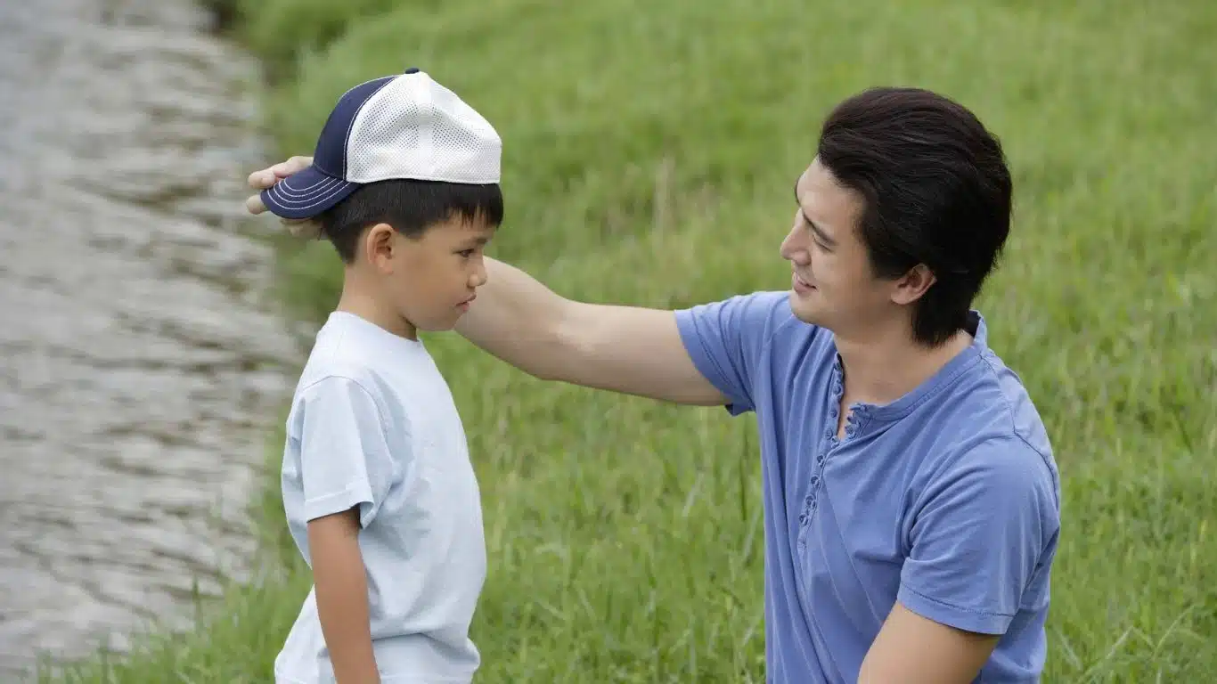 15 Moral Values Every Parent Should Teach Their Kids - Honesty