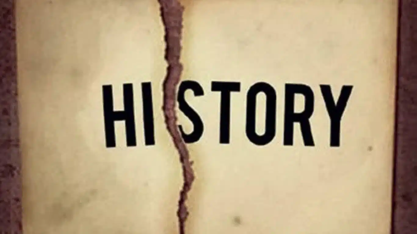 How Time Travel Could Impact Our Understanding of History - Rewriting the Historical Narrative