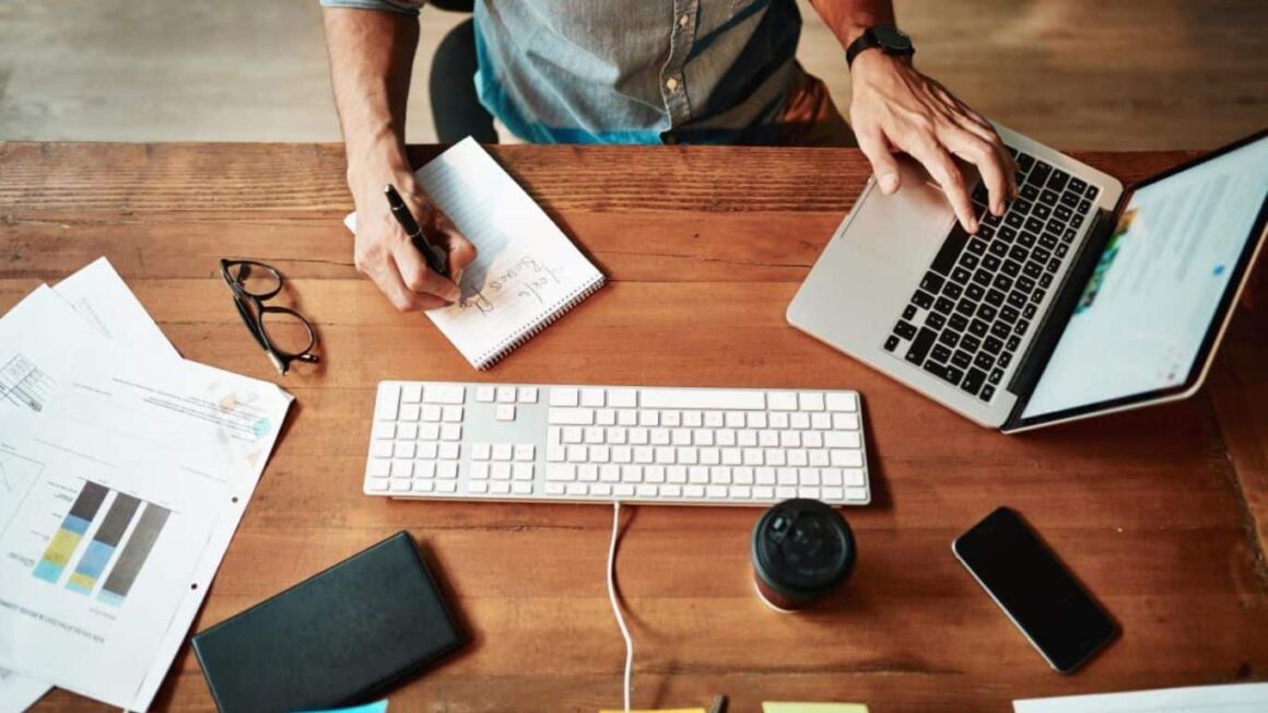 Multitasking: Enhancing or Hindering Work Performance?