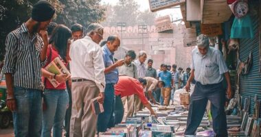 The Benefits of Shopping at Second-Hand Book Markets
