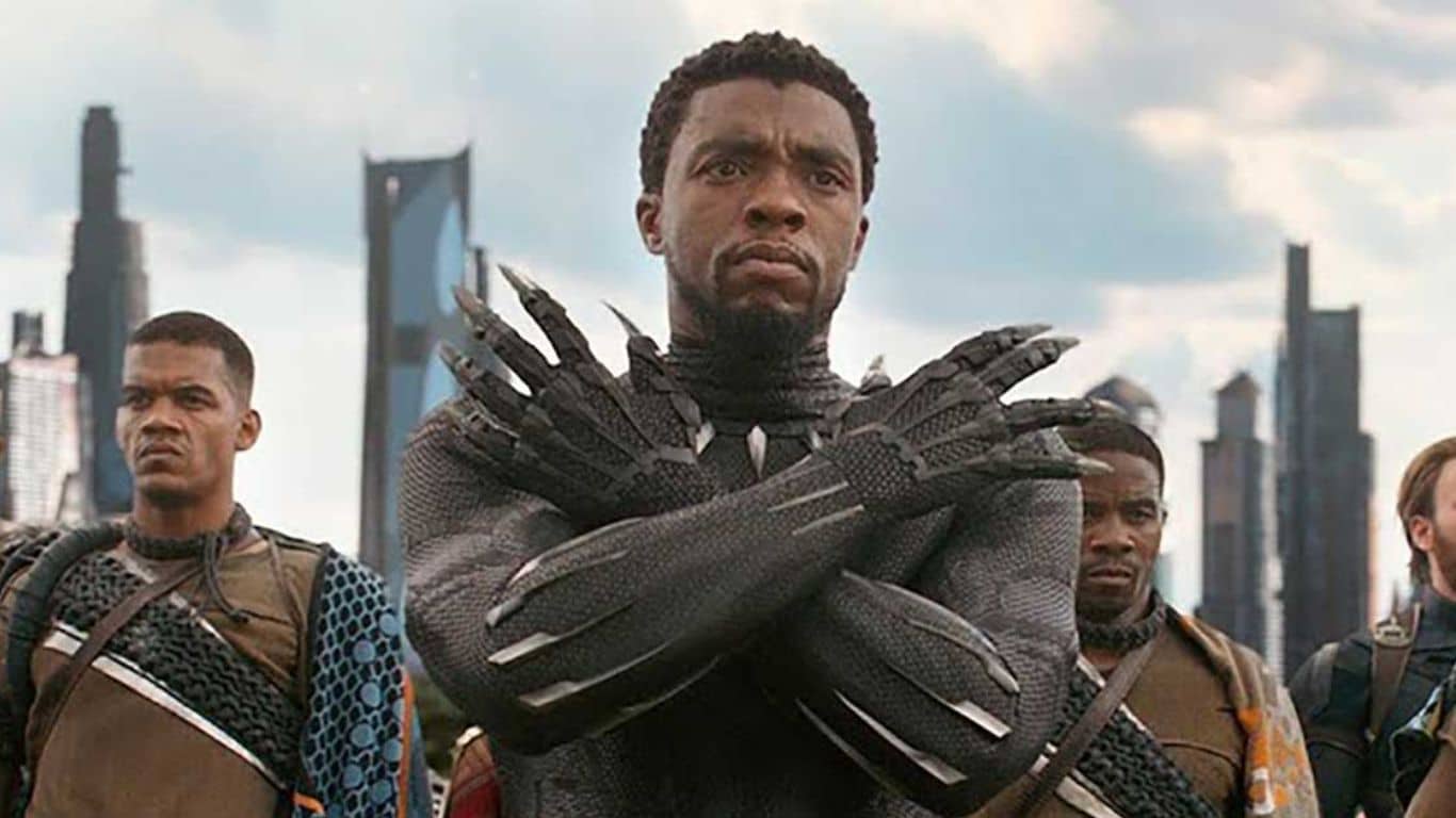 Top 10 Superheroes Who Rely On Technology - Black Panther (T'Challa)