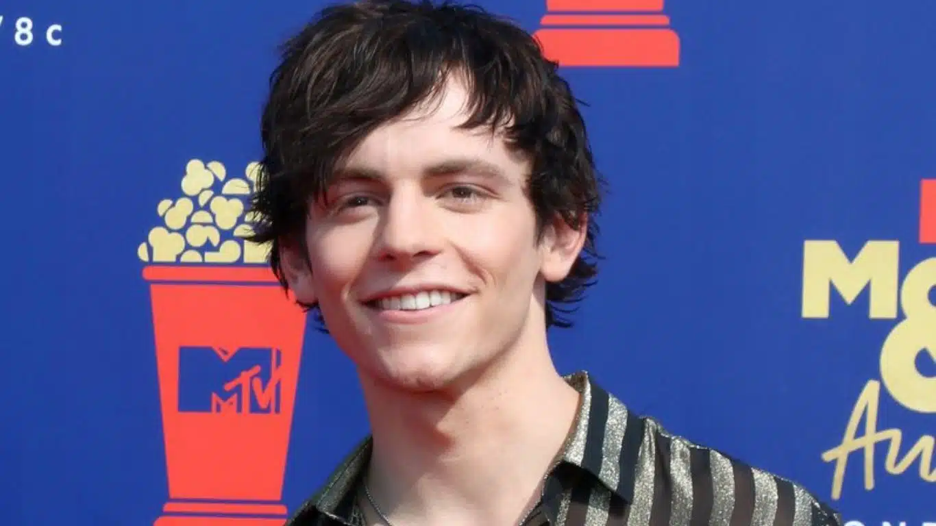 5 Actors Perfectly Suited to Be the Next Flash In DC Movies - Ross Lynch