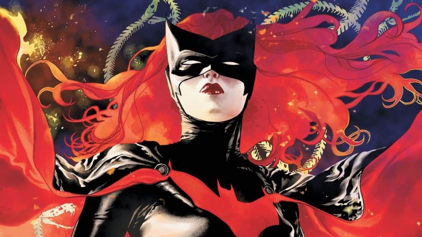 Top 10 Muscular Female Characters In DC Comics - Batwoman (Katherine Kane)