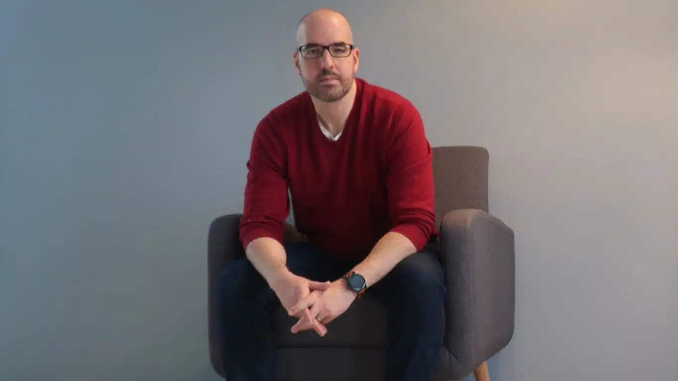 10 Authors Who Mastered the Art of Suspense - Riley Sager