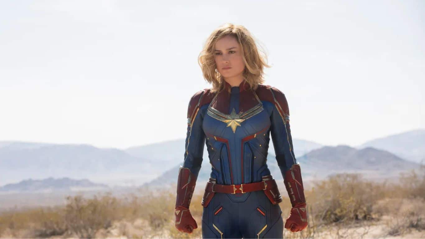 10 Marvel Characters Who Can Defeat Wonder Woman - Captain Marvel (Carol Danvers)