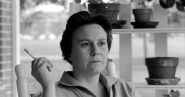 Harper Lee Biography | Life | Books | Facts