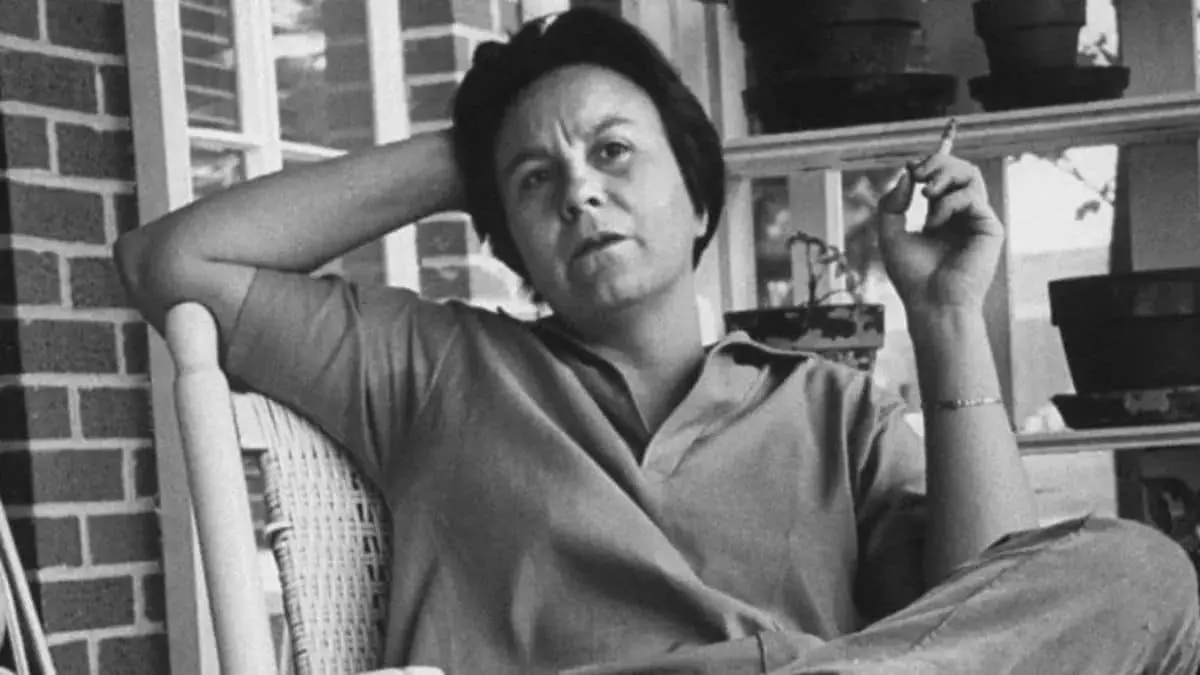 Harper Lee Biography | Life | Books | Facts