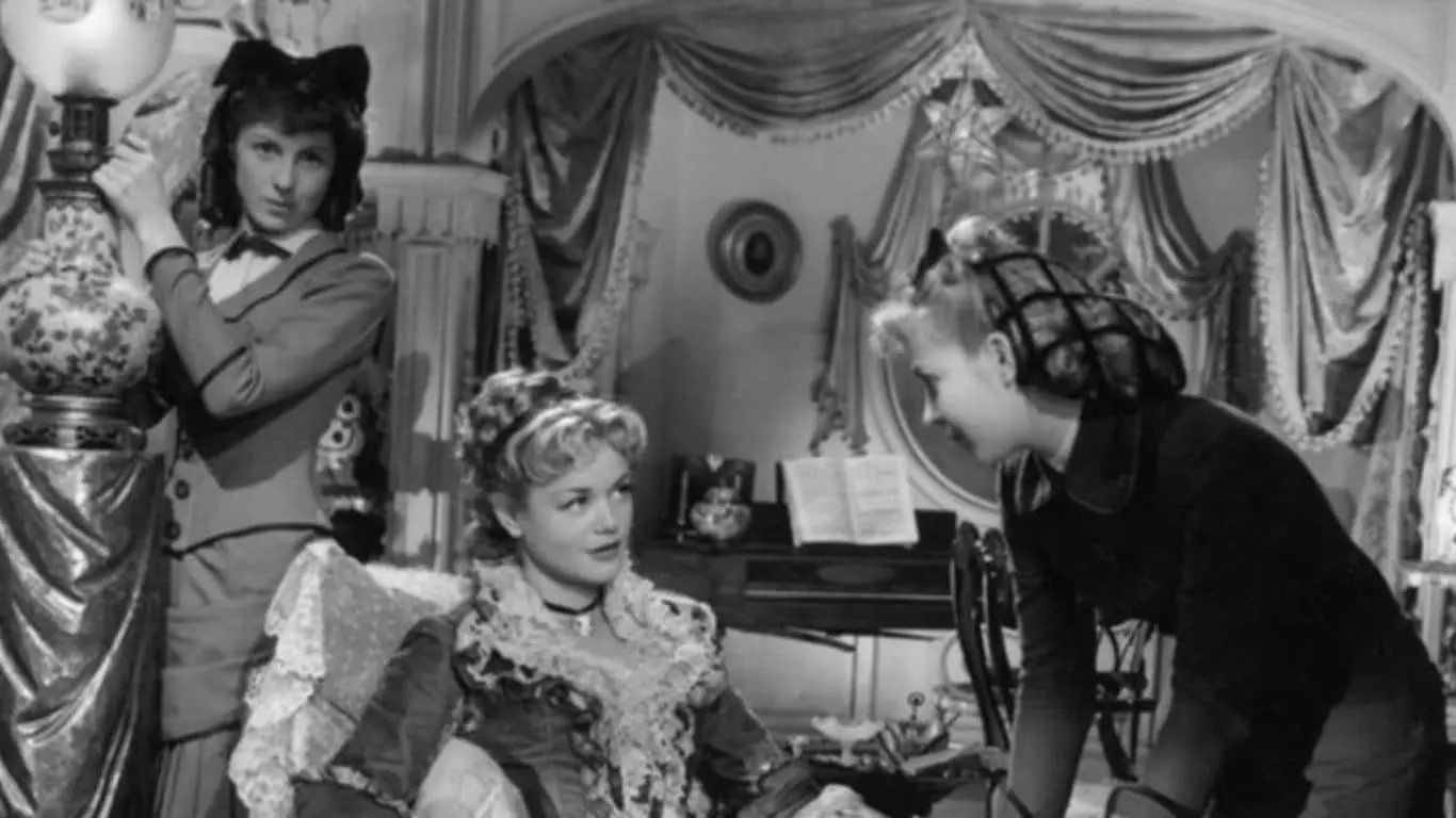 5 Movies with no Male Characters - Olivia(1951)