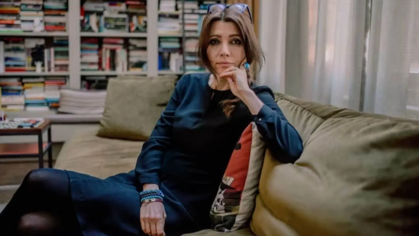 10 Must-Read Authors Whose Name Starts With E - Elif Shafak