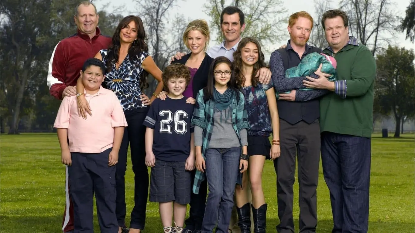 Top 10 Longest-Running Sitcoms in Television History - Modern Family