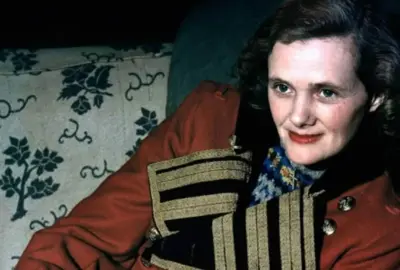 10 Must-Read Authors whose name starts with D - Daphne du Maurier