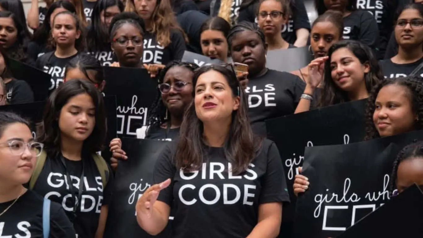 10 Female Entrepreneurs who are Nothing Less than Superheroes - Reshma Saujani