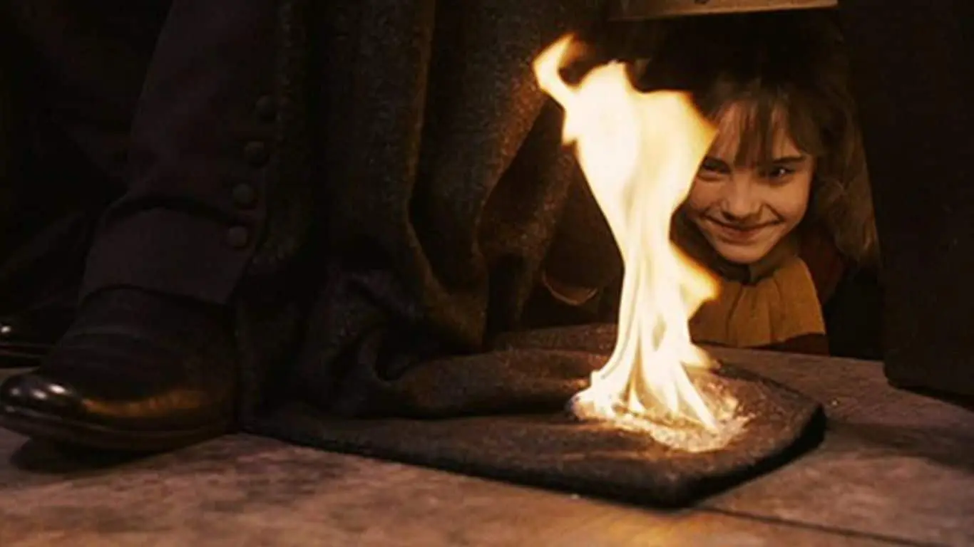 15 Most Powerful Spells in the Wizarding World of Harry Potter - Incendio
